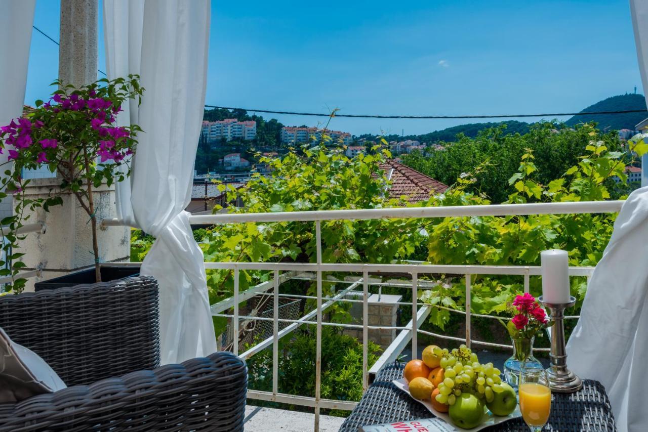 Superior Stunning Apartment Gravosa With A Free Parking ดูบรอฟนิก ภายนอก รูปภาพ