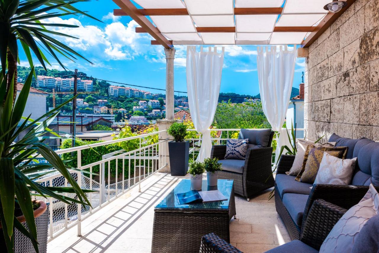 Superior Stunning Apartment Gravosa With A Free Parking ดูบรอฟนิก ภายนอก รูปภาพ